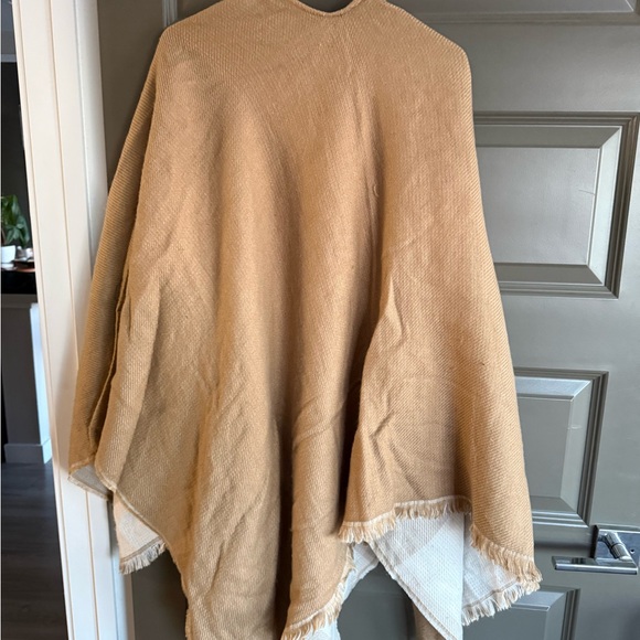 Loft Double Sided Poncho - Picture 3 of 3